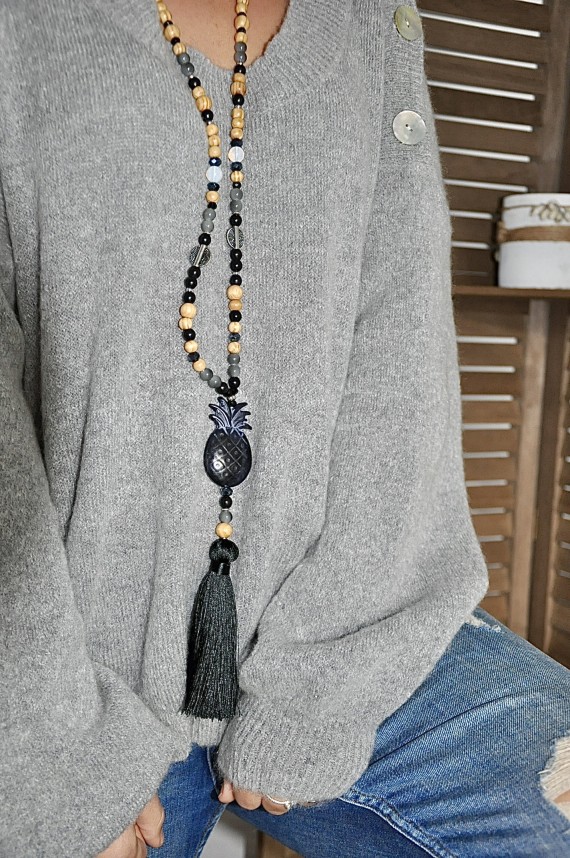 Black Pineapple Necklace